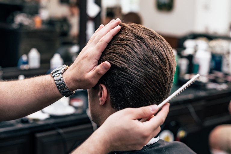 Los 5 Errores Más Comunes al Cuidar tu Cabello y Cómo Evitarlos